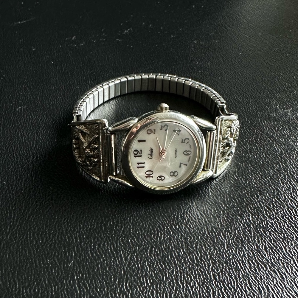 VINTAGE COLLEZIO MODERN LADIES SILVER TONE DRESS WATCH STEEL BAND WRISTWATCH